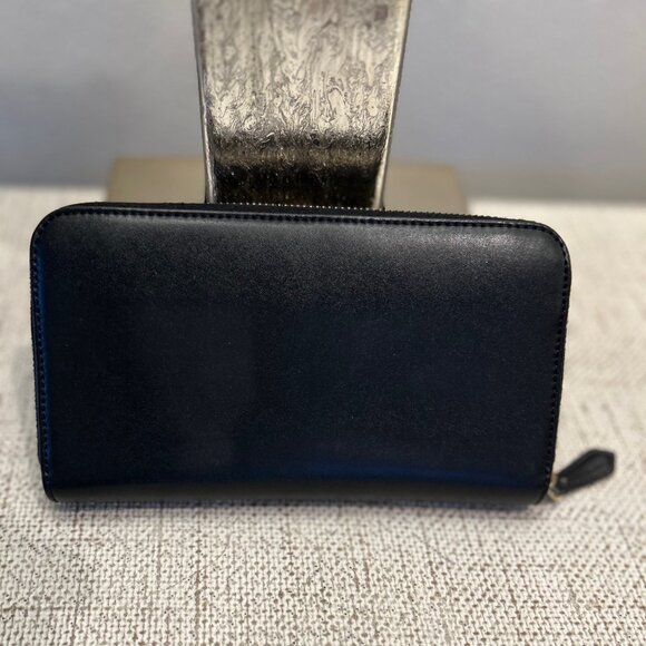 Authentic Fendi Vitello Liberty Century Lucido By The Way Zip Around - Picture 5 of 8